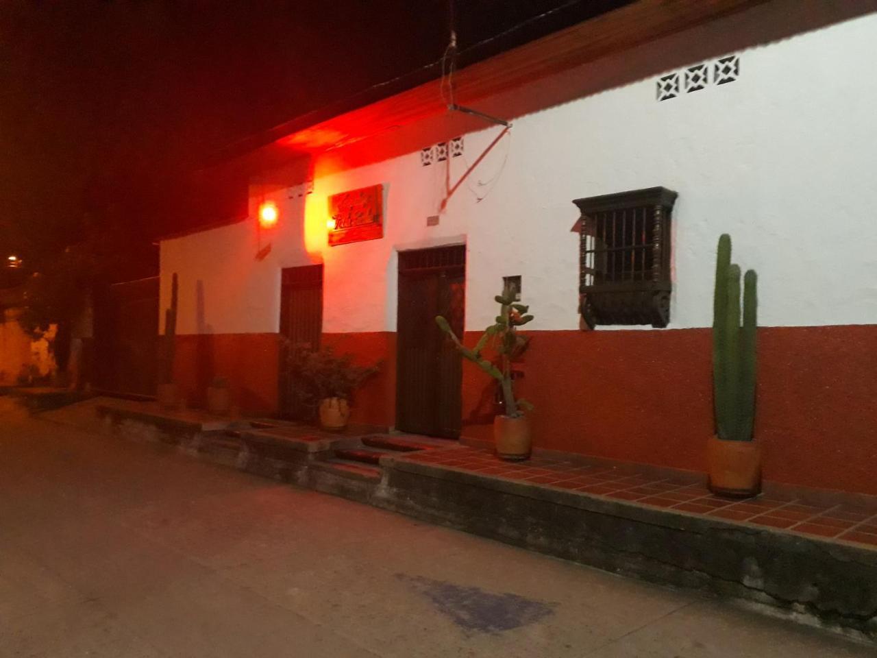 Hostal Villa Cecilia ビジャビエハ エクステリア 写真